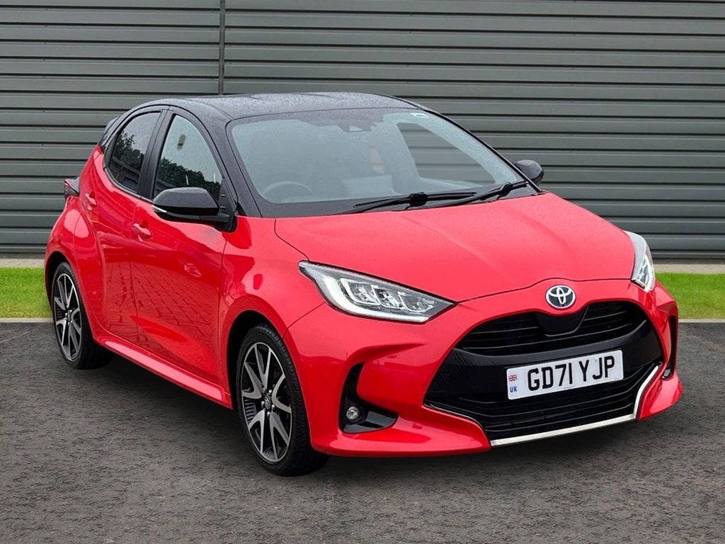 Toyota Yaris 1.5 Vvt-h Launch Edition Hatchback Hybr Grey