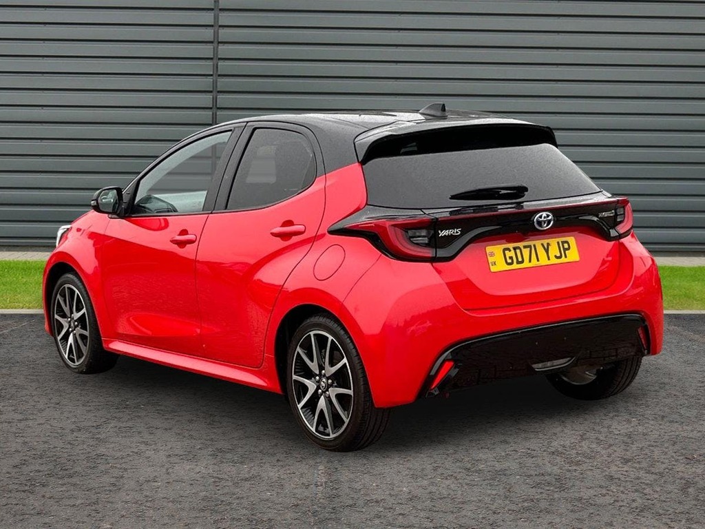 Toyota Yaris 1.5 Vvt-h Launch Edition Hatchback Hybr Grey #5