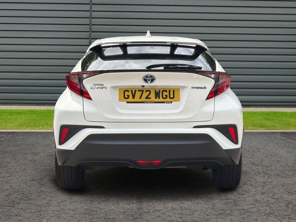 Toyota C-Hr 1.8 Vvt-h Design Suv Hybrid Cvt GV72WGU White #4