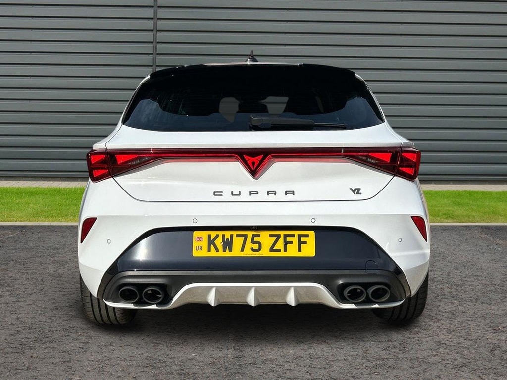 Cupra Leon 2.0 Tsi Vz3 Hatchback Dsg White #4
