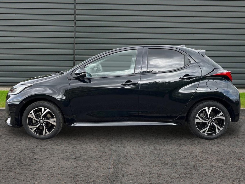 Toyota Yaris 1.5 Vvt-h Design Hatchback Hybrid E Cvt AO74MMX Black #6