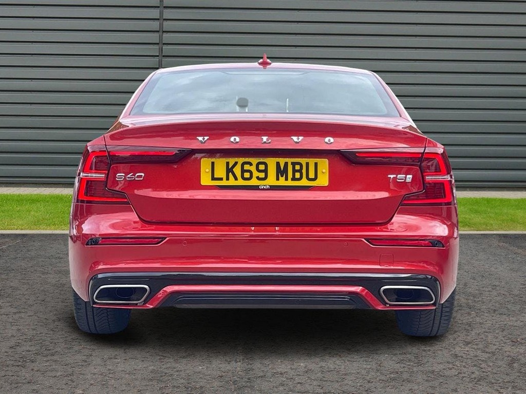 Volvo S60 2.0 T5 R Design Plus Saloon LK69MBU Red #4