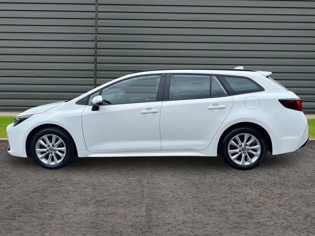 Toyota Corolla 1.8 Vvt-h Icon Touring Sports Hybrid Cv White #6