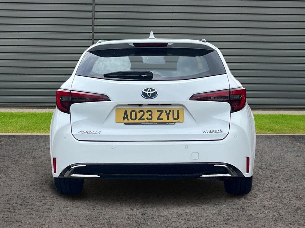 Toyota Corolla 1.8 Vvt-h Icon Touring Sports Hybrid Cv White #4
