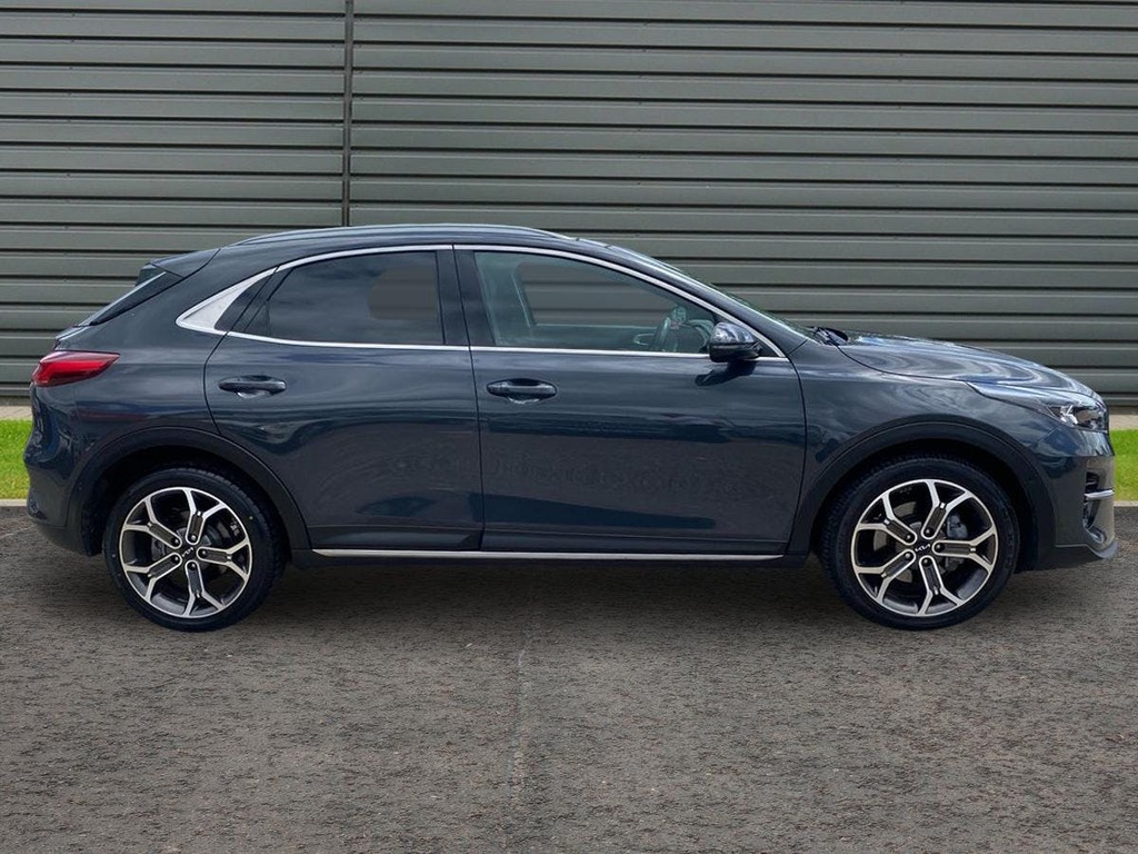 Kia Xceed 1.6 Gdi 8.9Kwh 4 Suv Plug In Hybrid Dct Grey #2