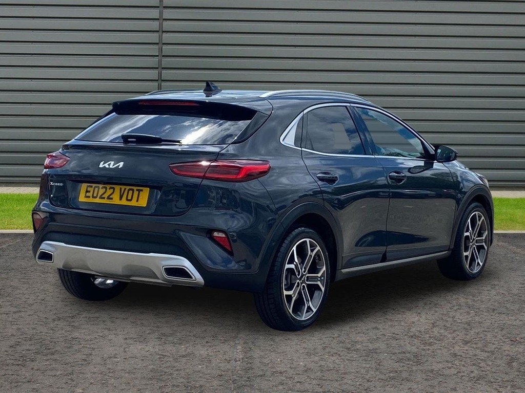 Kia Xceed 1.6 Gdi 8.9Kwh 4 Suv Plug In Hybrid Dct Grey #3