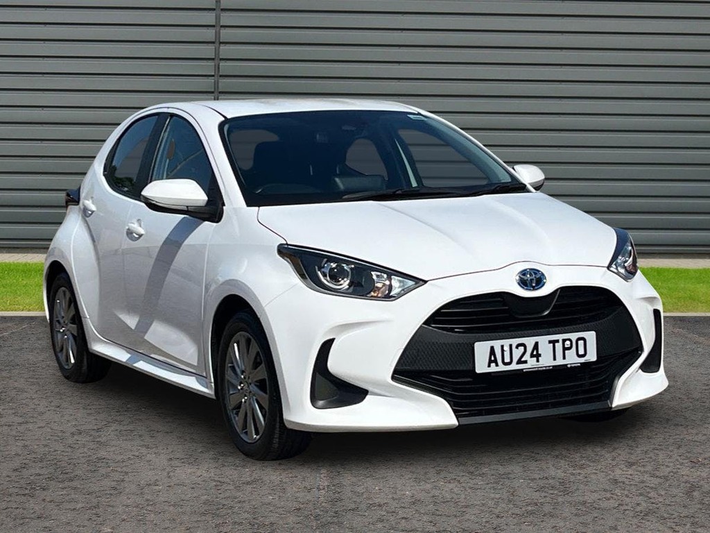 Toyota Yaris 1.5 Vvt-h Icon Hatchback Hybrid E Cvt White