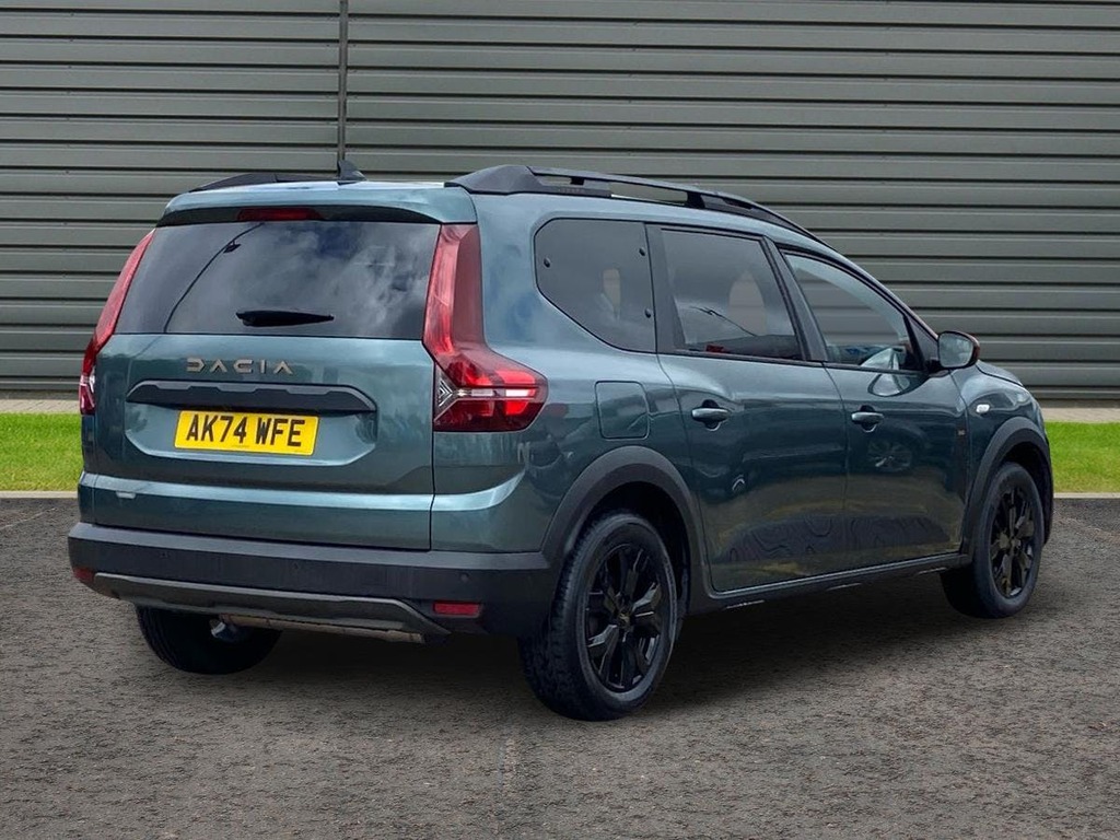 Dacia Jogger 1.6 Hybrid Extreme Mpv Hybrid Green #3