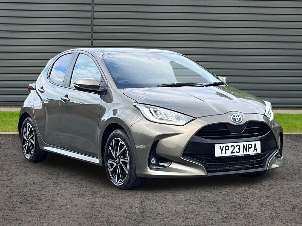 Toyota Yaris 1.5 Vvt-h Design Hatchback Hybrid E Cvt Brown