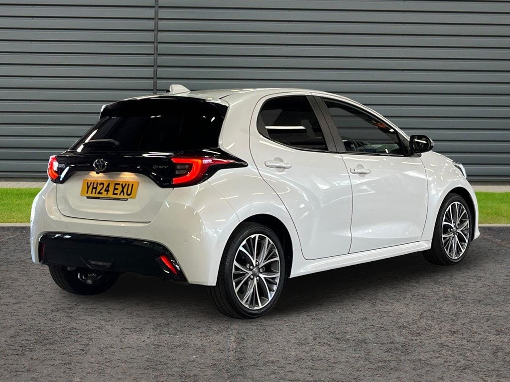 Toyota Yaris 1.5 Vvt-h Excel Hatchback Hybrid E Cvt YH24EXU White #3
