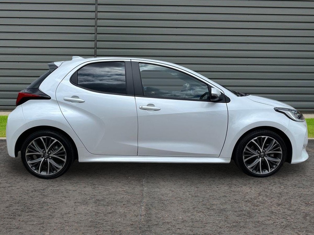 Toyota Yaris 1.5 Vvt-h Excel Hatchback Hybrid E Cvt YH24EXU White #2