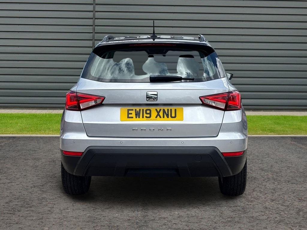 Seat Arona 1.0 Tsi Se Technology Suv Silver #4