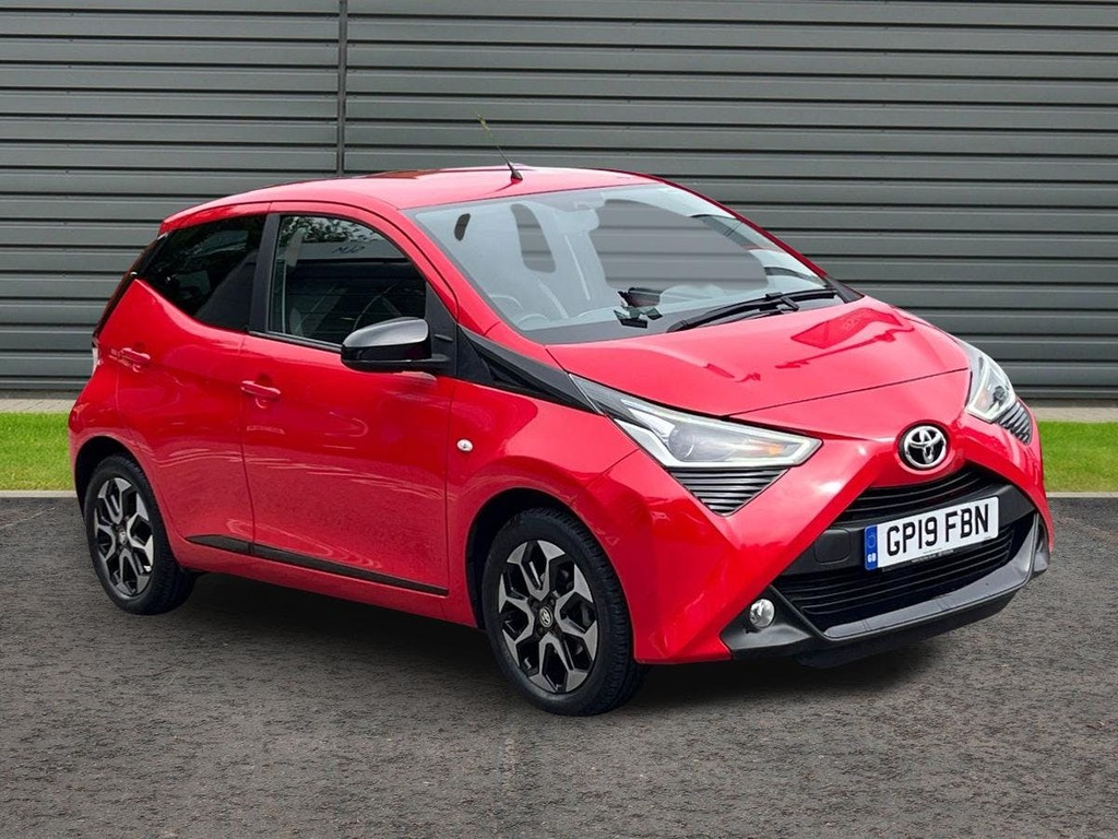 Toyota Aygo 1.0 Vvt I X Trend Hatchback Red