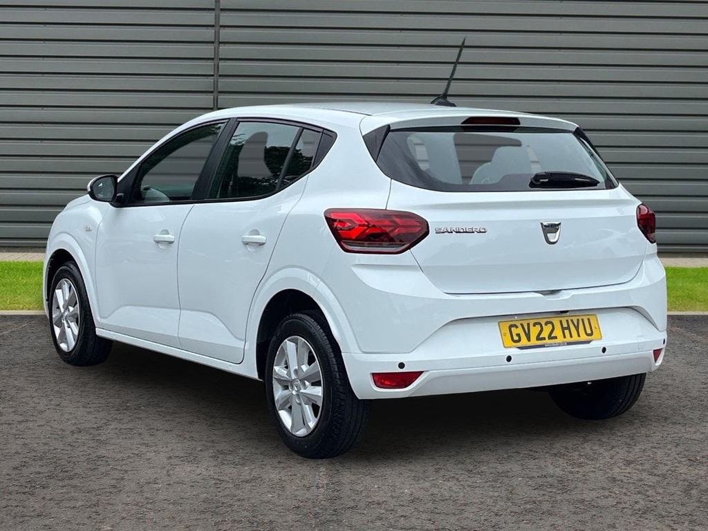 Dacia Sandero 1.0 Tce Comfort Hatchback GV22HYU White #5