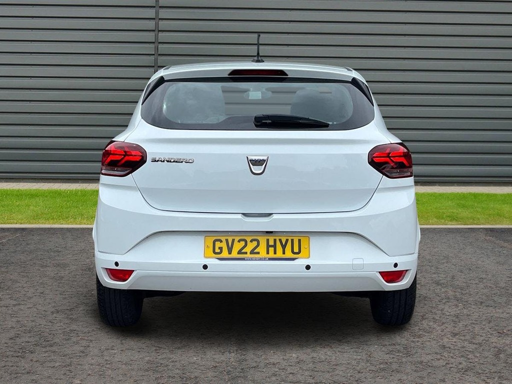 Dacia Sandero 1.0 Tce Comfort Hatchback GV22HYU White #4