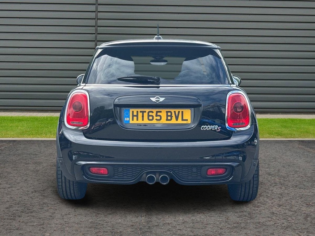 Mini Hatch 2.0 Cooper S Hatchback Black #4