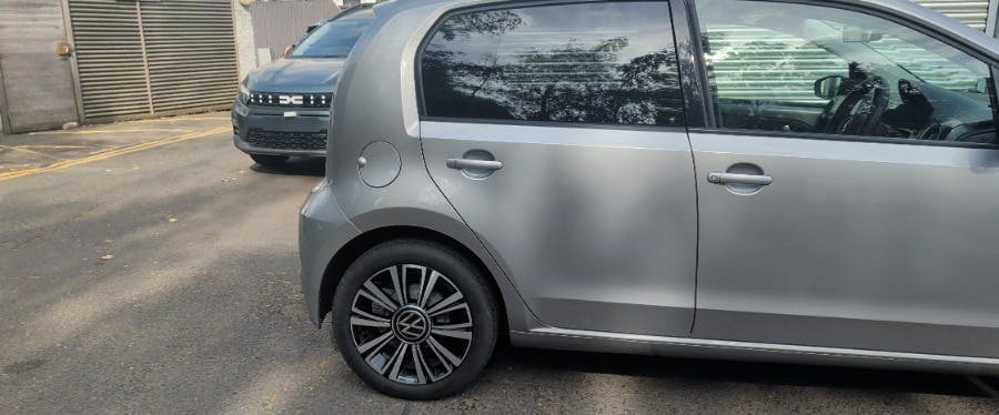 Volkswagen Up 1.0 Black Edition Hatchback Silver #3