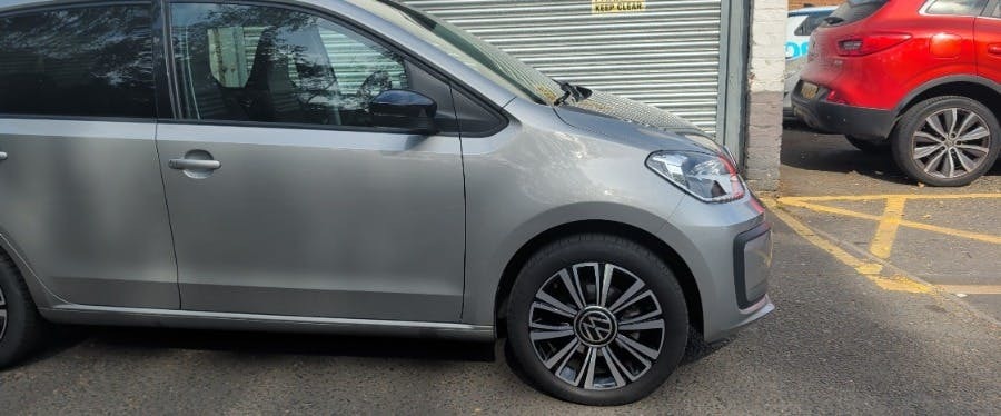 Volkswagen Up 1.0 Black Edition Hatchback Silver #4