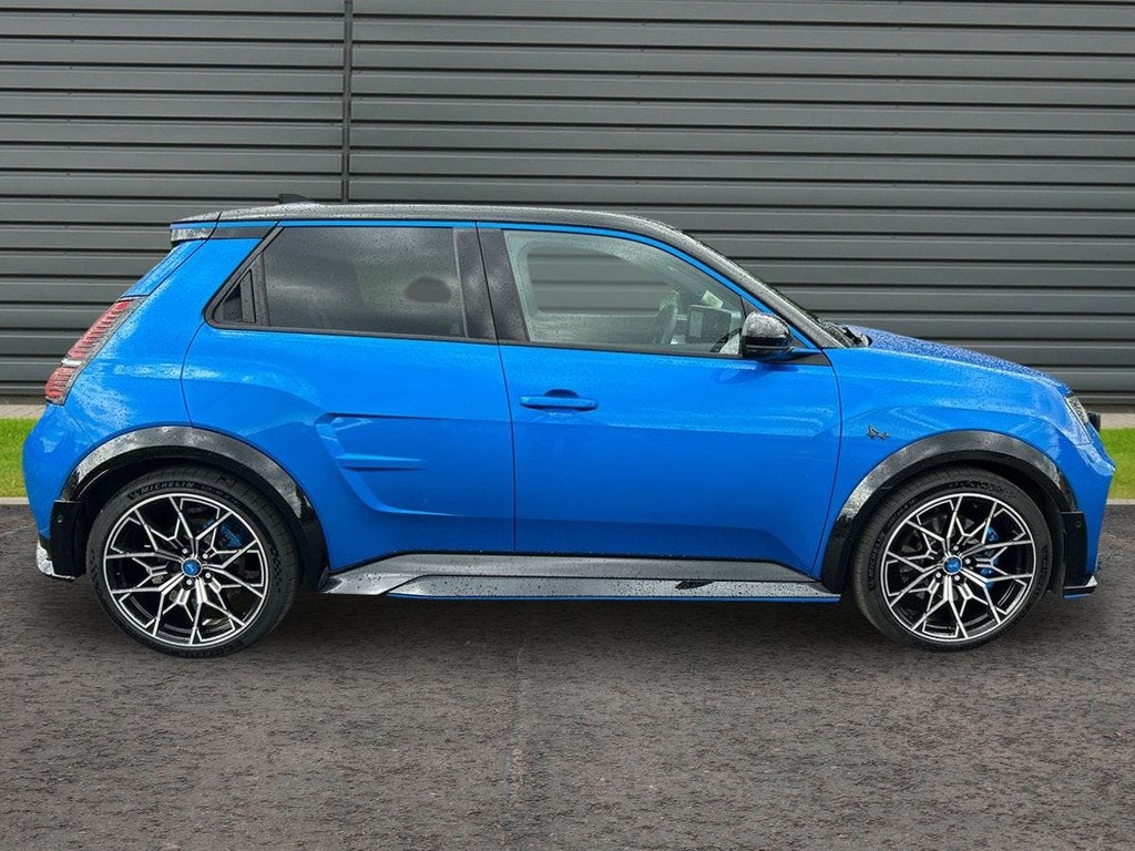 Alpine A290 52Kwh Gts Hatchback Black #2