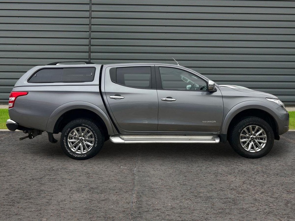 Mitsubishi L200 2.4 Di D Dc Warrior Pickup Double Cab A Grey #2