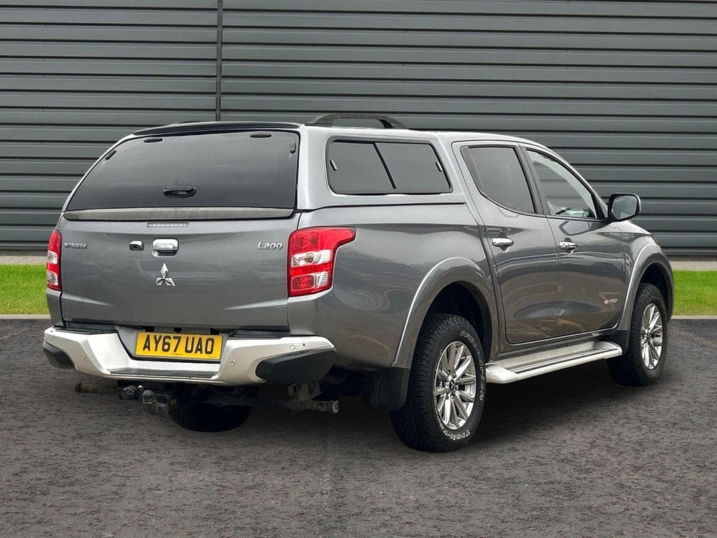 Mitsubishi L200 2.4 Di D Dc Warrior Pickup Double Cab A Grey #3