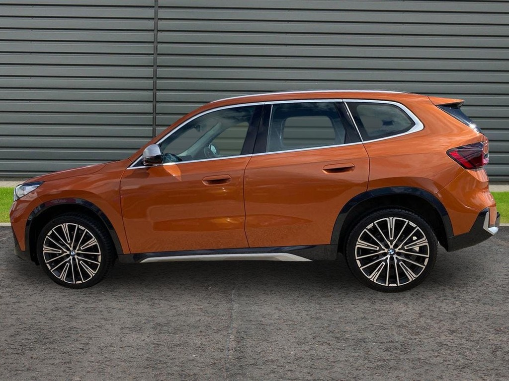 BMW X1 2.0 23I Mht Xline YF72CTV Orange #6