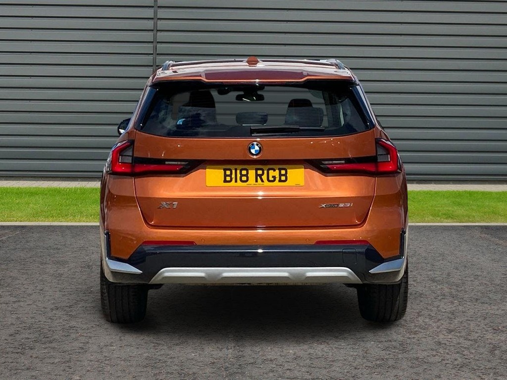 BMW X1 2.0 23I Mht Xline YF72CTV Orange #4