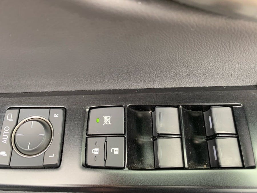 Lexus UX 2.0 250H F Sport Design Suv Hybrid E-cv White #15