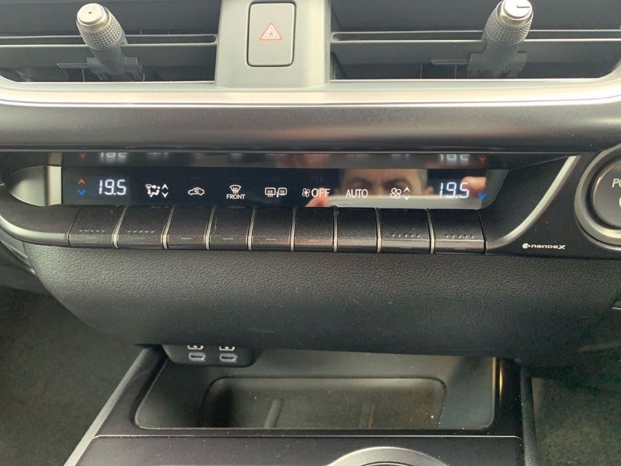 Lexus UX 2.0 250H F Sport Design Suv Hybrid E-cv White #14