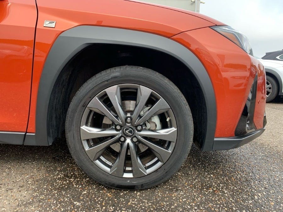 Lexus UX 2.0 250H F Sport Design Suv Hybrid E-cv White #25