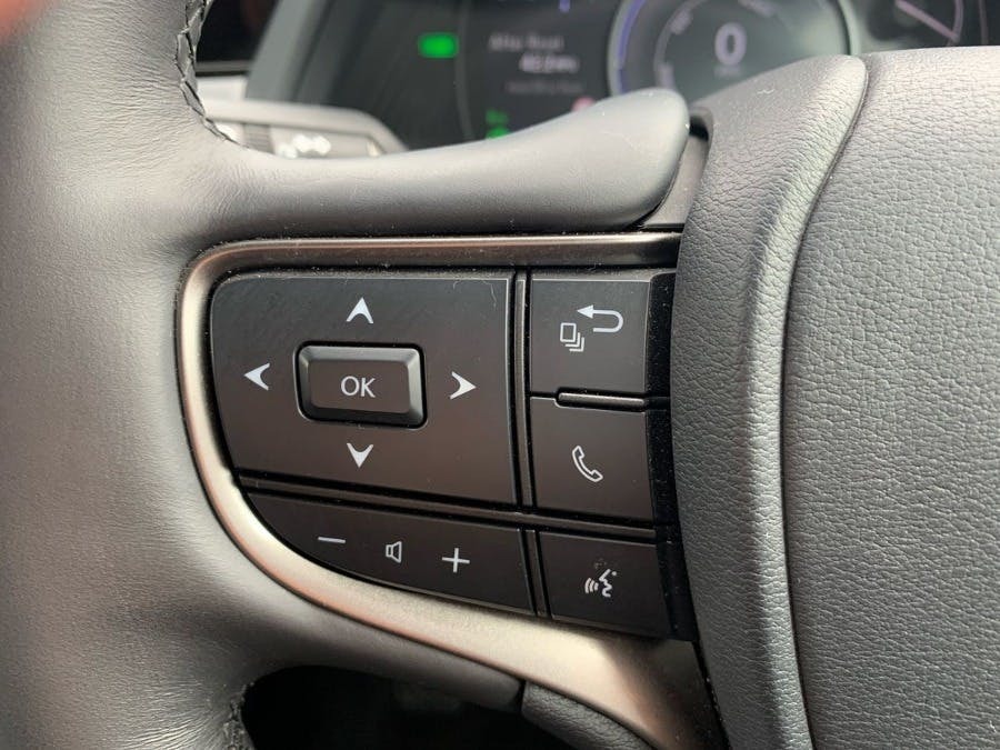 Lexus UX 2.0 250H F Sport Design Suv Hybrid E-cv White #20