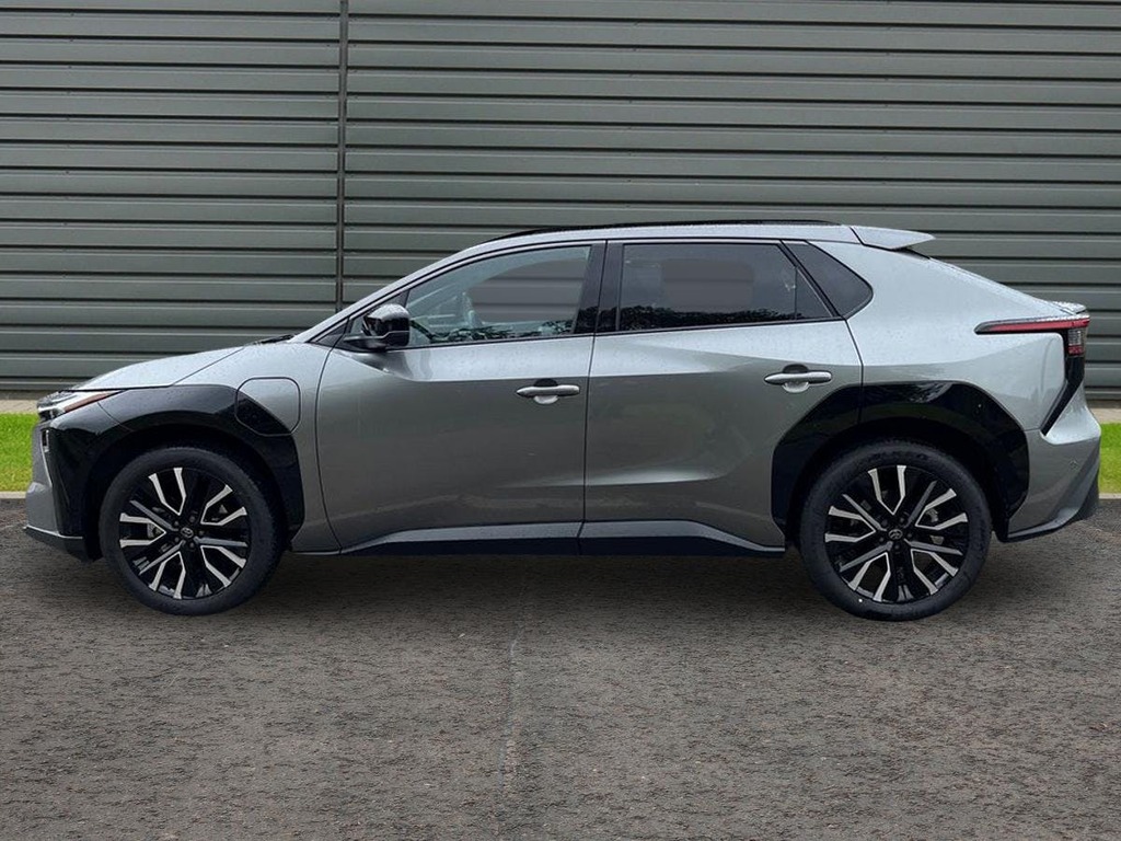 Toyota bZ4X 73.1Kwh Excel Suv Silver #6