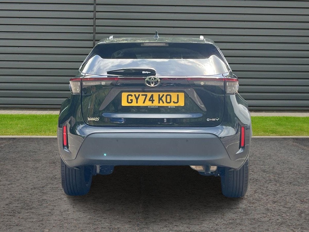 Toyota Yaris Cross 1.5 Vvt-h Excel Suv Hybrid E Cvt Black #4