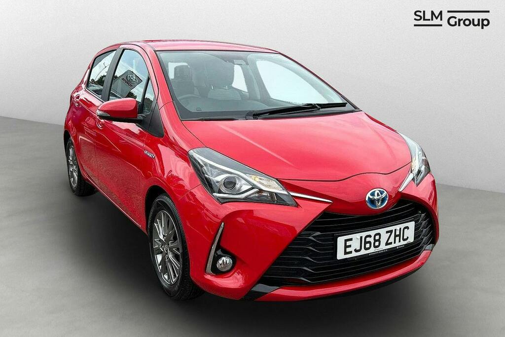 Toyota Yaris 1.5 Vvt-h Icon Hatchback Hybrid E Cvt Red