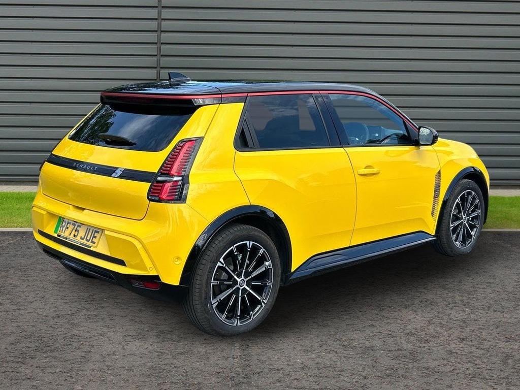 Renault 5 E-Tech Urban Range 40Kwh Iconic Five Hatchback Electr White #3
