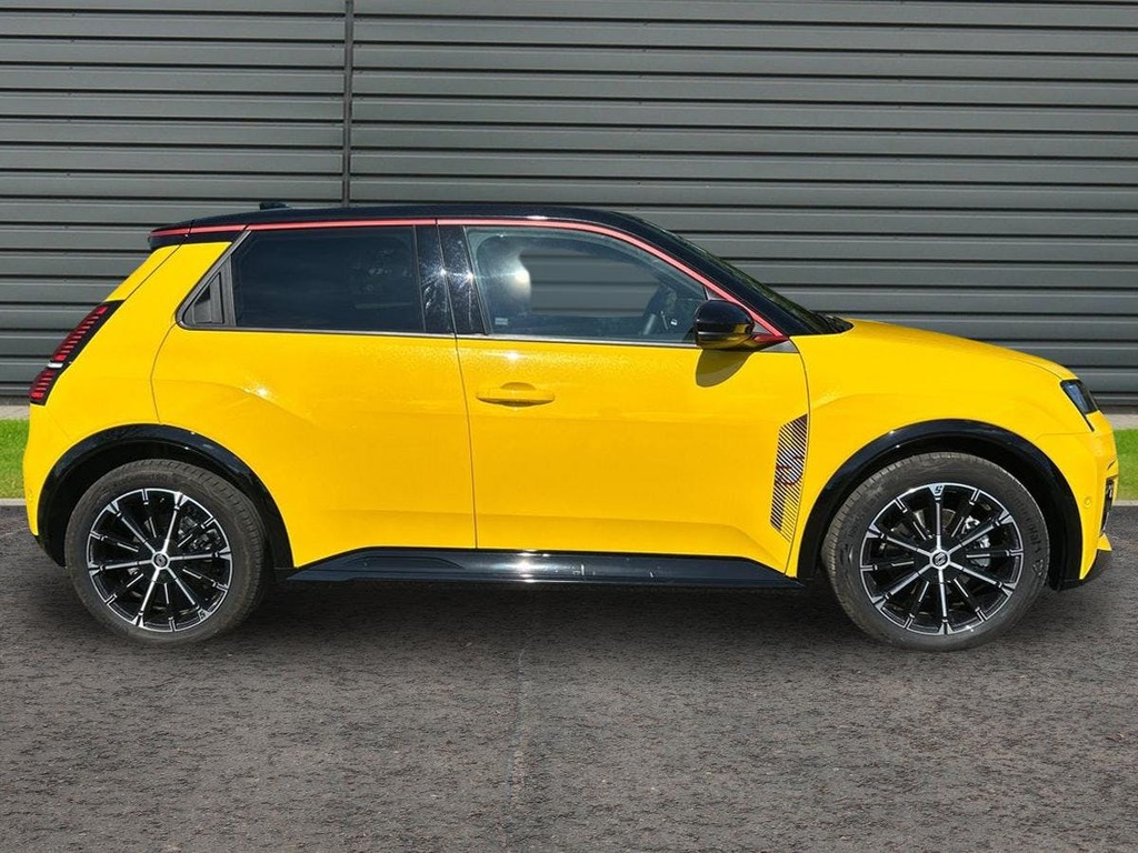 Renault 5 E-Tech Urban Range 40Kwh Iconic Five Hatchback Electr White #2