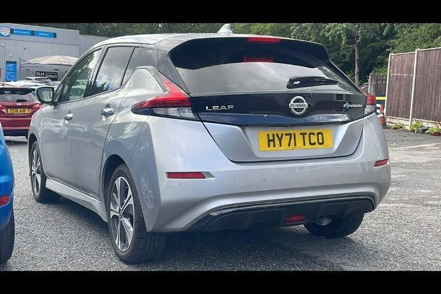 Nissan Leaf 62Kwh E Plus N Connecta Hatchback Aut Silver #2