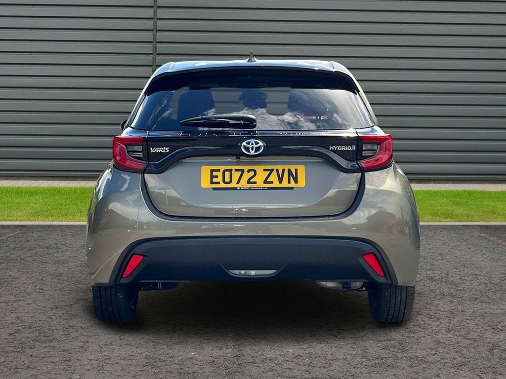 Toyota Yaris 1.5 Vvt-h Design Hatchback Hybrid E Cvt Brown #4