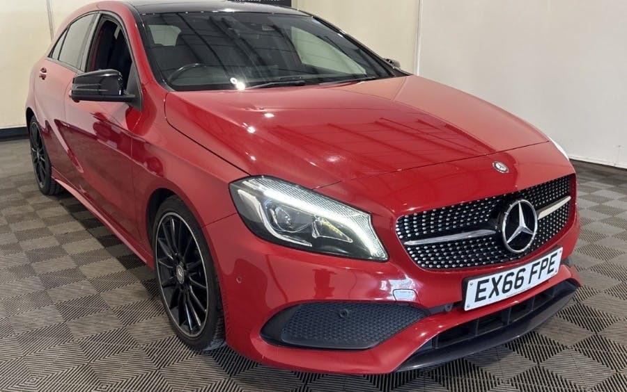 Mercedes-Benz A Class A 180 D Amg Line Executive White #1