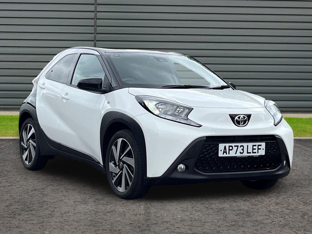 Toyota Aygo X 1.0 Vvt I Edge Hatchback White