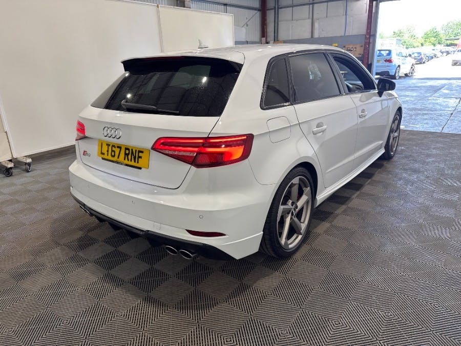 Audi S3 2.0 Tfsi Black Edition Sportback S Tron White #4