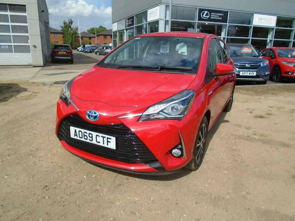 Toyota Yaris 1.5 Vvt-h Icon Tech Hatchback Hybrid E Red #2
