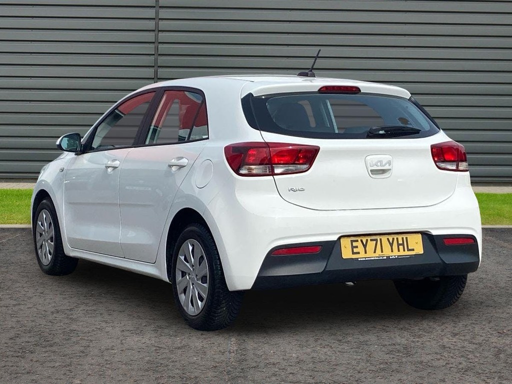 Kia RIO 1.2 1 Hatchback White #5