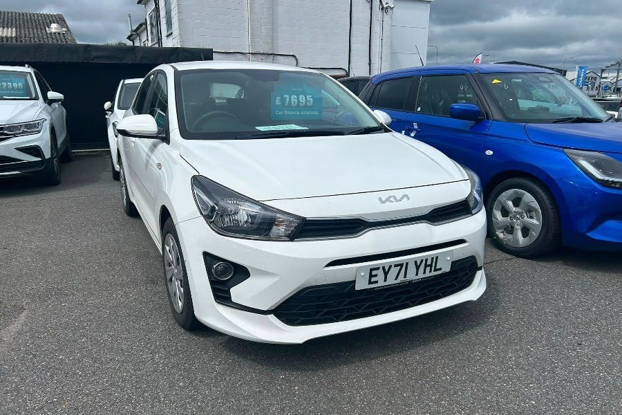 Kia RIO 1.2 1 Hatchback White