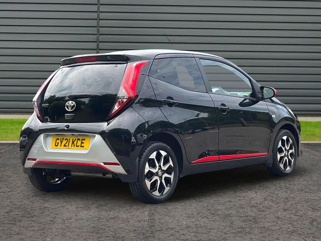 Toyota Aygo 1.0 Vvt I X Trend Hatchback GY21KCE Black #3