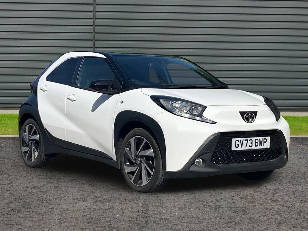 Toyota Aygo X 1.0 Vvt I Edge Hatchback White