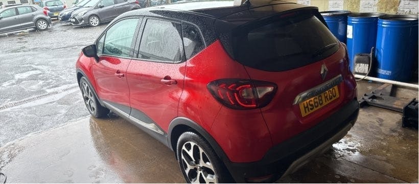 Renault Captur 1.5 Dci Energy Gt Line Suv Red #3