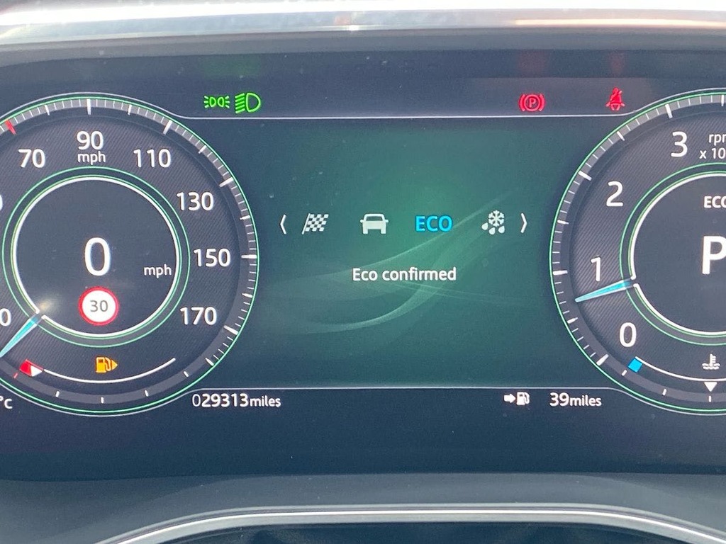 Jaguar F-Pace 2.0 D200 R-dynamic S Awd #36