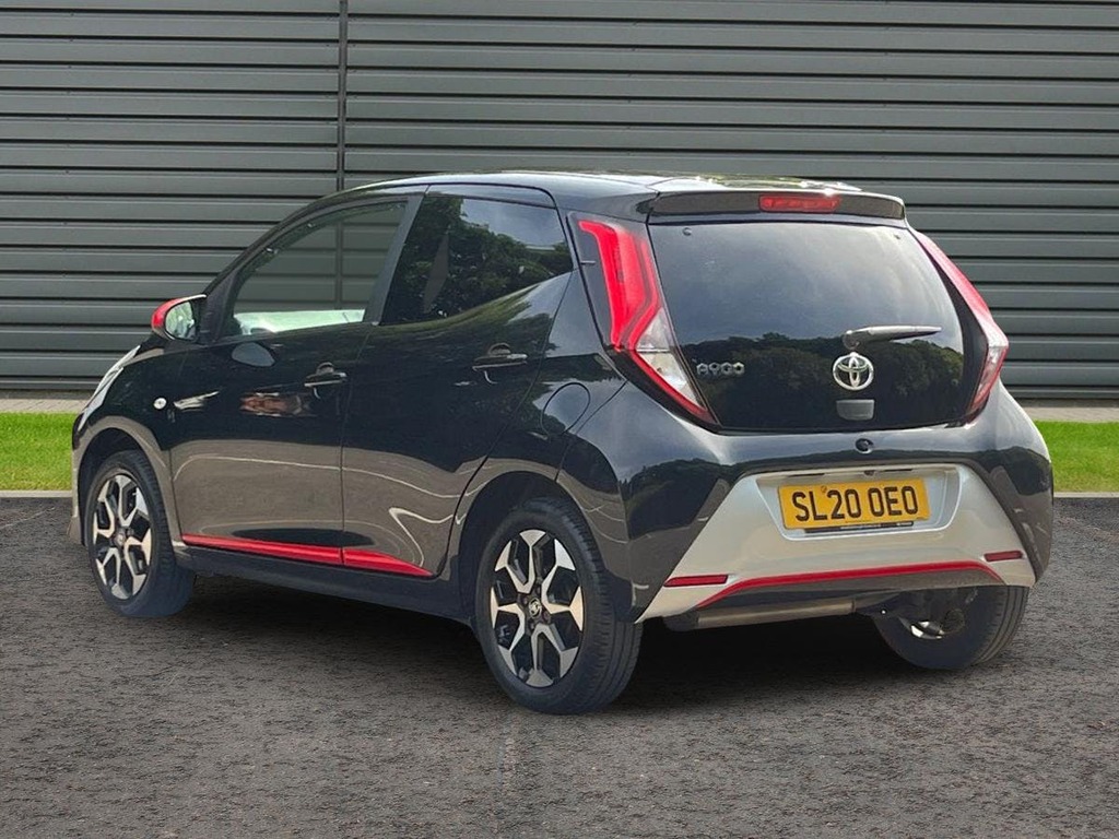 Toyota Aygo 1.0 Vvt I X Trend Hatchback Black #5