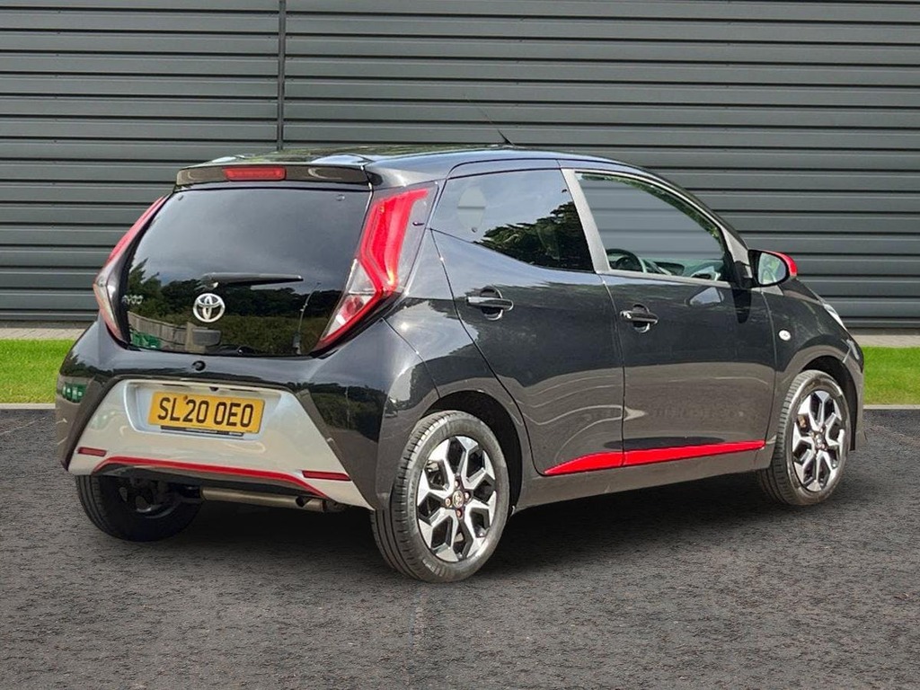 Toyota Aygo 1.0 Vvt I X Trend Hatchback Black #3